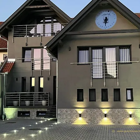 Greyhouse *