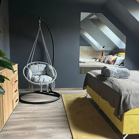 Greyhouse *